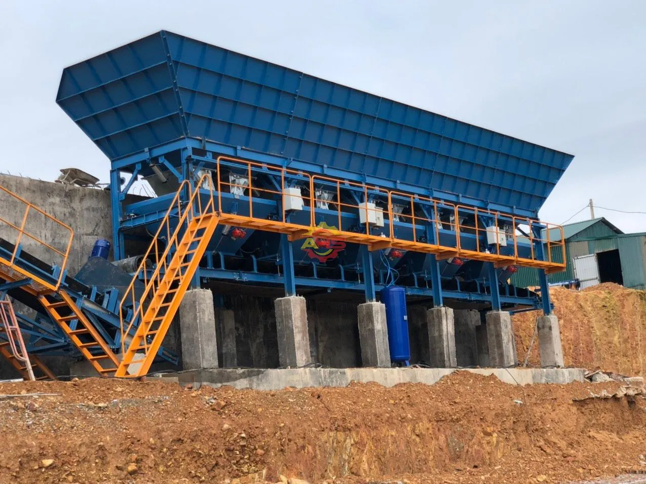 TRẠM TRỘN BÊ TÔNG 90 - 100 M3/H